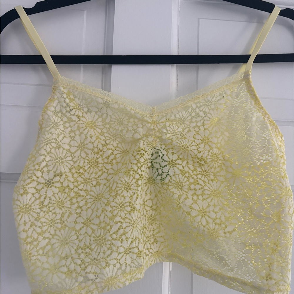 Amour Cache Yellow Lace Crop Top